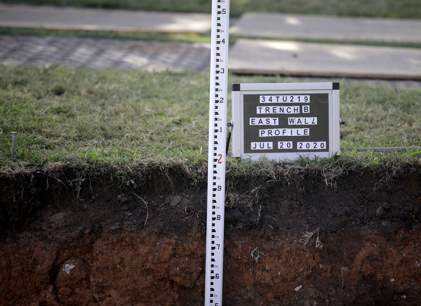 Mass graves search
